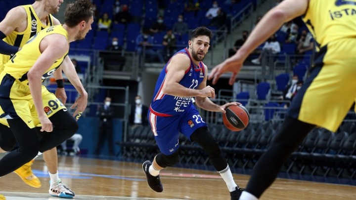 Στην Αναντολού το ντέρμπι της Πόλης, άνετα η Μπασκόνια πριν τον Ολυμπιακό