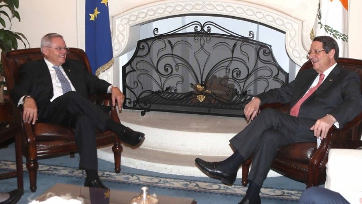 Συγχαρητήρια Ν. Αναστασιάδη σε Ρ. Μενέντεζ για την ανάδειξή του ως νέος Πρόεδρος της Επιτροπής Εξωτερικών Σχέσεων της Γερουσίας