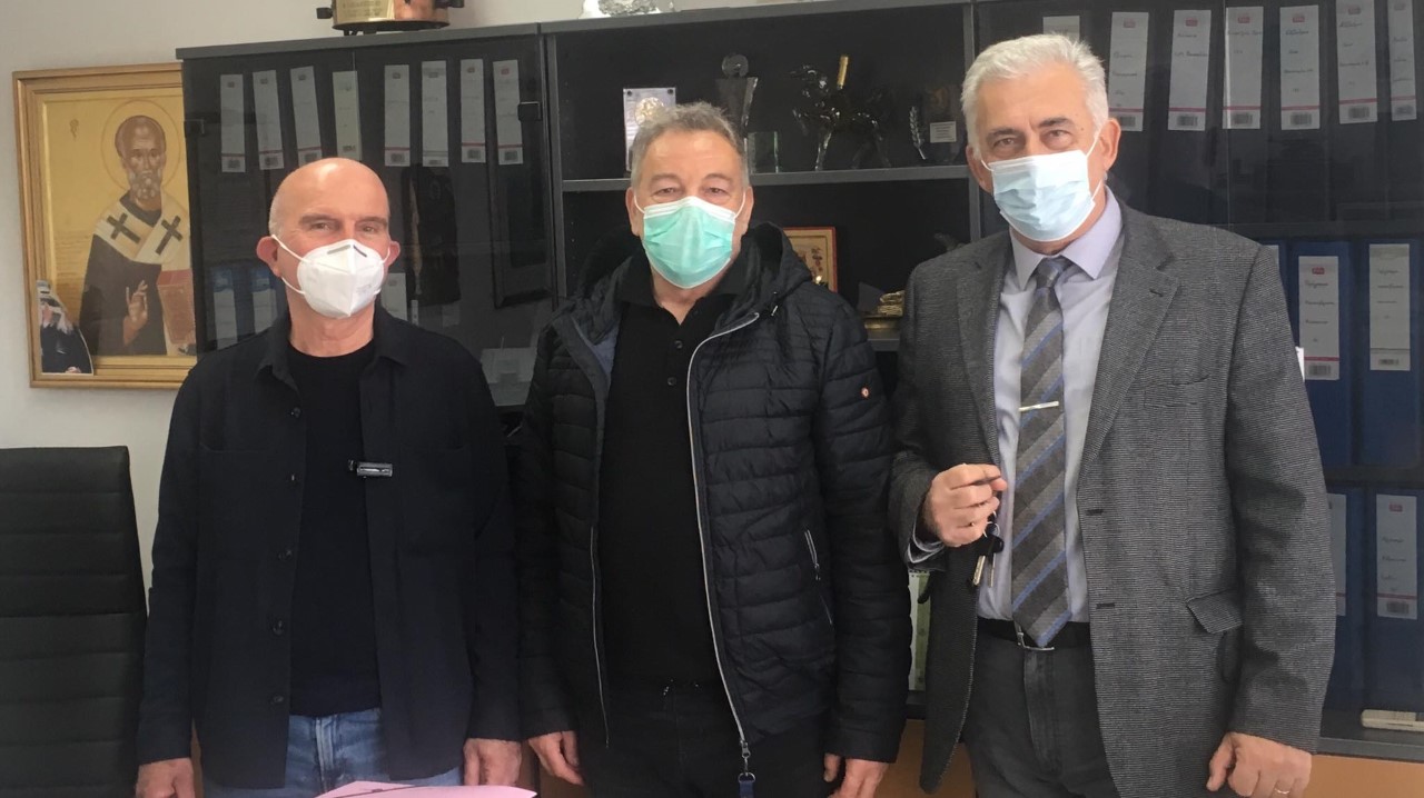 Συνάντηση του δημάρχου Θέρμης με εκπροσώπους του ΔΕΔΔΗΕ για τις βλάβες σε Τρίλοφο, Πλαγιάρι, Κ. Σχολάρι και Καρδία
