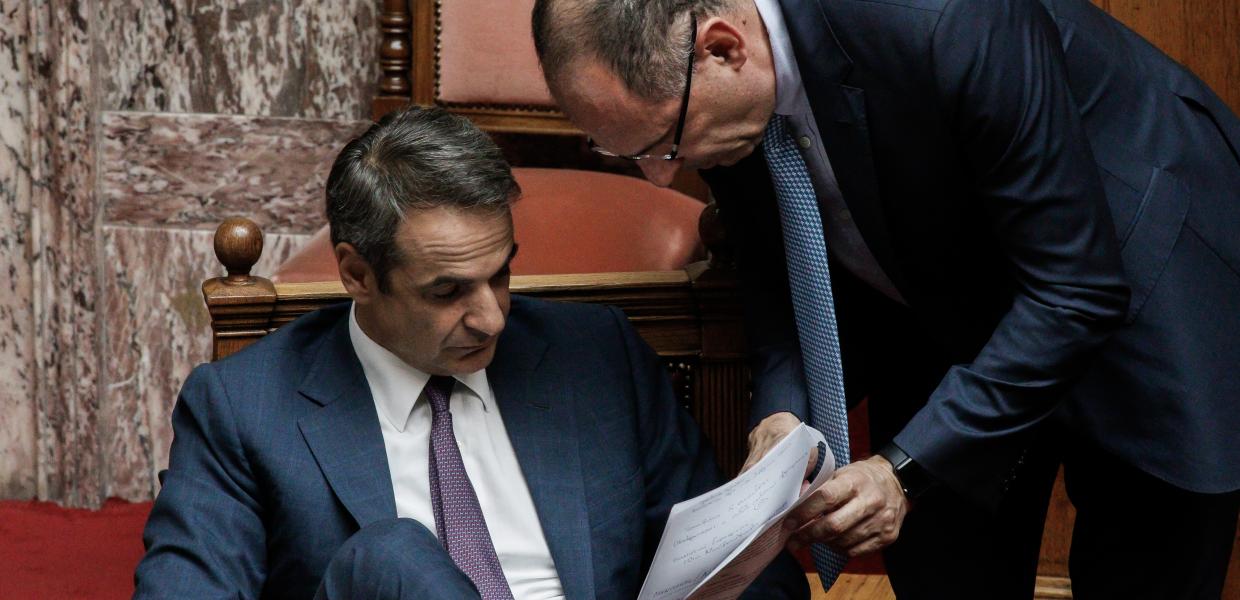 Ο Μητσοτάκης ετοιμάζει «διευθυντήριο» της κυβέρνησης