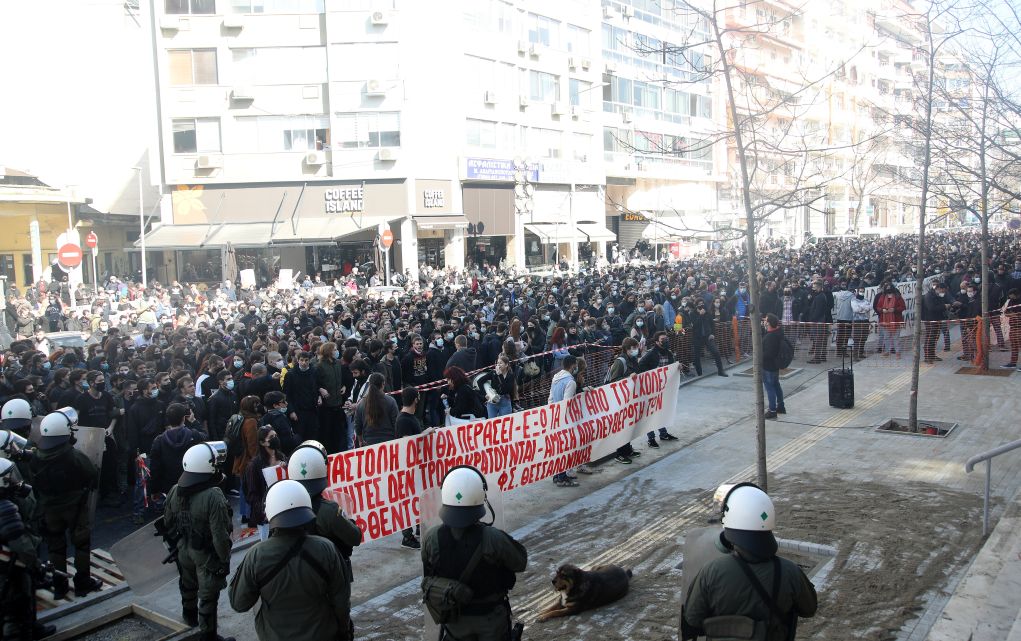 Ελεύθεροι αφέθηκαν οι 31 συλληφθέντες για τα γεγονότα στο ΑΠΘ