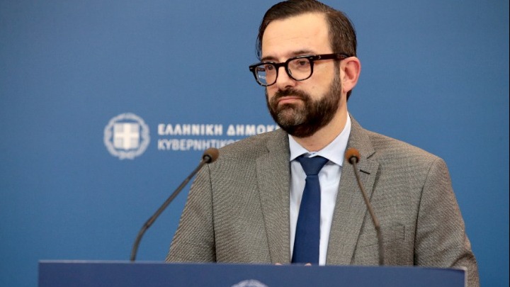 Χρ. Ταραντίλης για την επίθεση στο πολιτικό γραφείο της Ν. Κεραμέως: Αν νομίζουν ότι με αυτό το λόγο θα φοβίσουν την υπουργό και την κυβέρνηση, ώστε να μην προχωρήσουν οι αλλαγές στα ΑΕΙ κάνουν λάθος