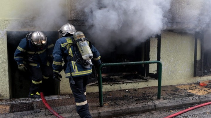 Θεσσαλονίκη: Τρεις νεκροί από πυρκαγιά σε εγκαταλειμμένο κτίριο