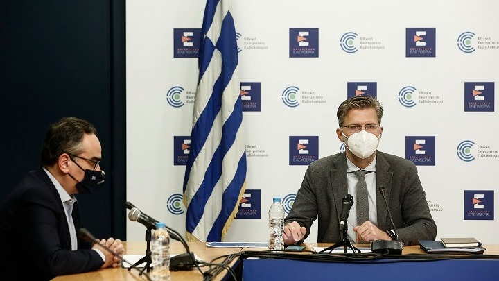 Β. Κοντοζαμάνης: Μέχρι σήμερα έχει εμβολιαστεί κατά της covid-19 το 77% του ιατρικού προσωπικού και το 51% του νοσηλευτικού