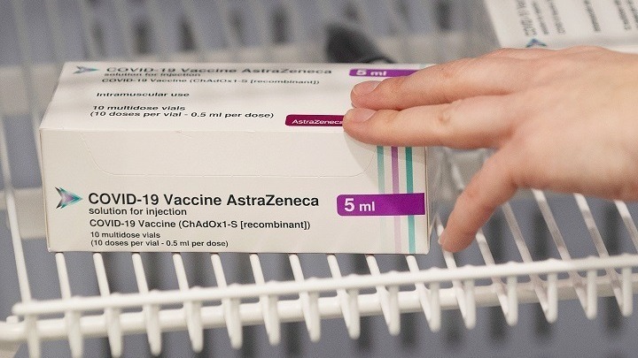 Covid-19: Η Δανία παρατείνει για τρεις εβδομάδες την αναστολή της χρήσης του εμβολίου της AstraZeneca