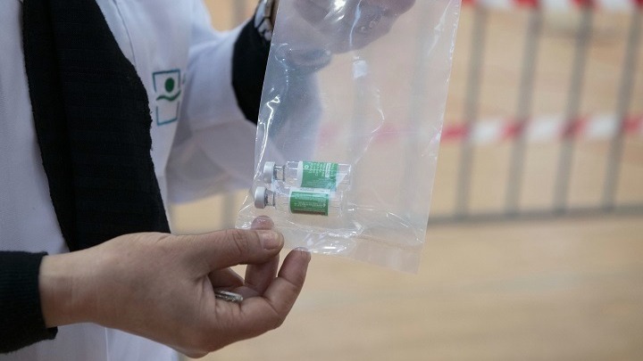 Covid-19: Η Ιντερπόλ ανακοίνωσε τις πρώτες κατασχέσεις ψεύτικων εμβολίων