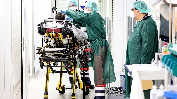 Γερμανία-κορονοϊός: 228 θάνατοι, πάνω από 22.600 κρούσματα σε 24 ώρες