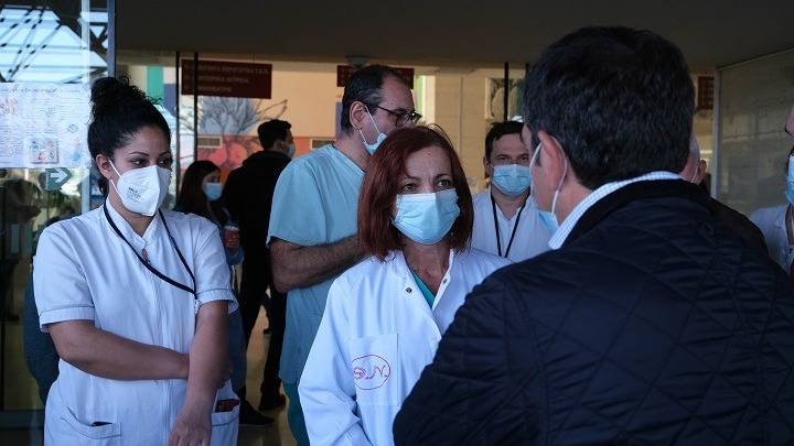 Γιατροί Θριασίου σε Τσίπρα: Τεράστιο πρόβλημα με την κατάργηση των χειρουργείων