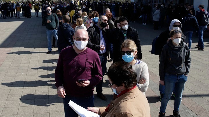 Σερβία: Πάνω από 5.000 τα νέα κρούσματα