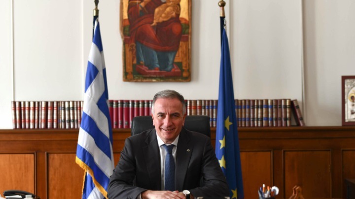 Στ. Καλαφάτης: «Είμαστε λίγο πριν το χάραμα της επόμενης μέρας»