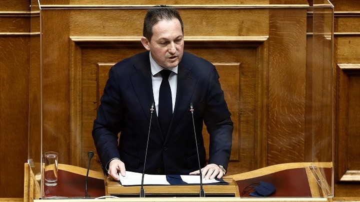 Στ. Πέτσας: Στοχευμένο μέτρο η ρύθμιση των 100 δόσεων για οφειλές σε ΟΤΑ – Υπογράφηκε χθες η σχετική ΚΥΑ – Ποια τα κριτήρια
