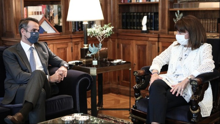 Συνάντηση Κυρ. Μητσοτάκη – Κ. Σακελλαροπούλου στις 12:00