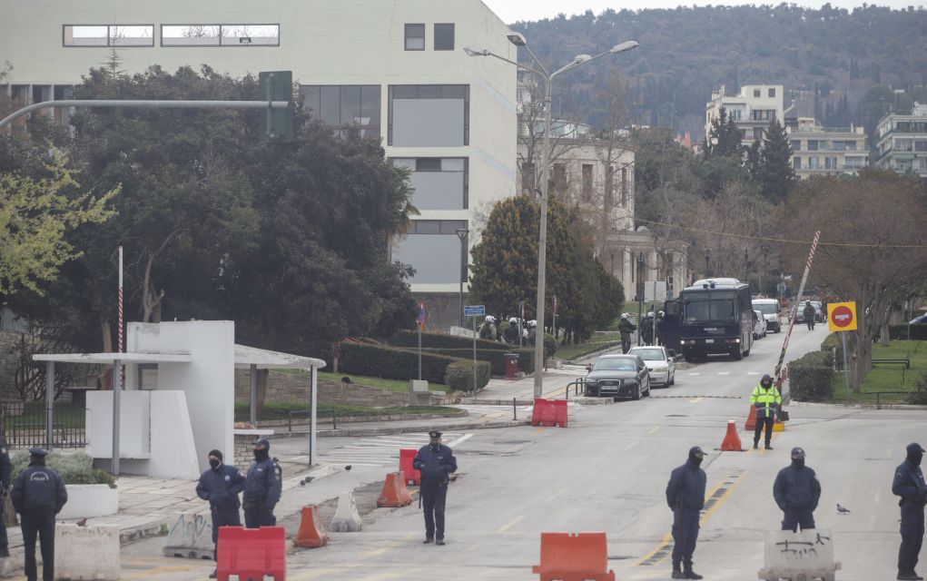 Εκκενώθηκε από την ΕΛ.ΑΣ. η κατάληψη του ΑΠΘ – 33 προσαγωγές, 16 συλλήψεις – Πορεία διαμαρτυρίας στη Θεσσαλονίκη (pics & vid)