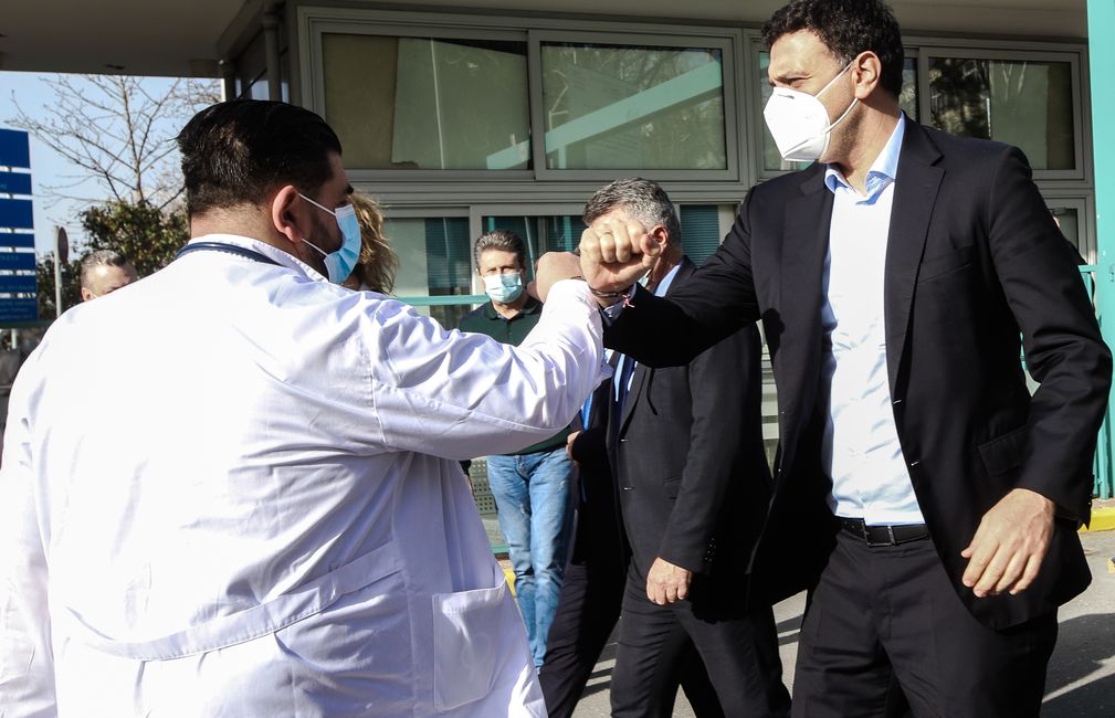 Ενημέρωση Κικίλια για τους εμβολιασμούς και τα δεδομένα της πανδημίας
