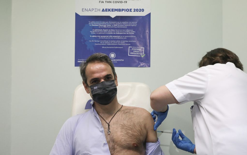 Ορθώνεται (επιτέλους) το τείχος ανοσίας