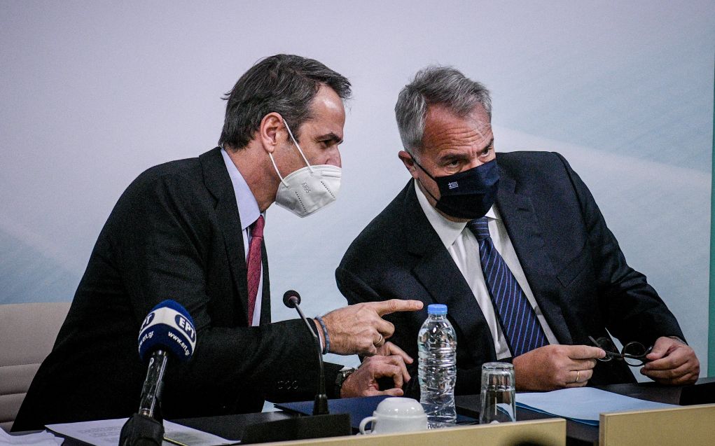 Ξαναγίνεται 5ετής η θητεία Δημάρχων και Περιφερειαρχών
