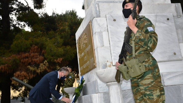 Στ. Καλαφάτης: “Τιμούμε εκείνους που έχουν βάλει στην καρδιά τους την Ελλάδα”