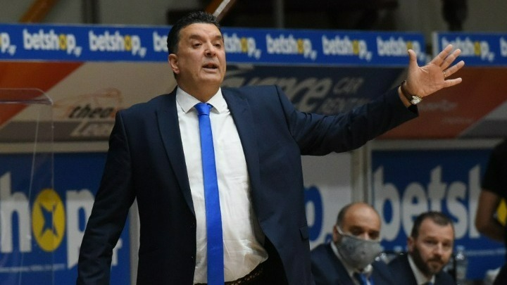 ΑΕΚ: Ανέλαβε ο Βαγγέλης Αγγέλου