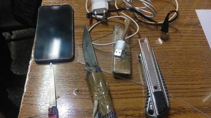 Φυλακές Κορυδαλλού: Απετράπη η εισαγωγή ναρκωτικών – Βρέθηκαν μαχαίρια και αλκοόλ