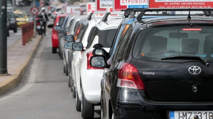 Θεσσαλονίκη: Αυτοκινητοπομπή διαμαρτυρίας εκπαιδευτών σχολών οδηγών