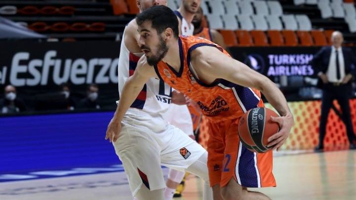 Euroleague: Νίκη για Βαλένθια – Ελπίζει σε στραβοπάτημα της Ζενίτ για να “ριζώσει” στην 8άδα