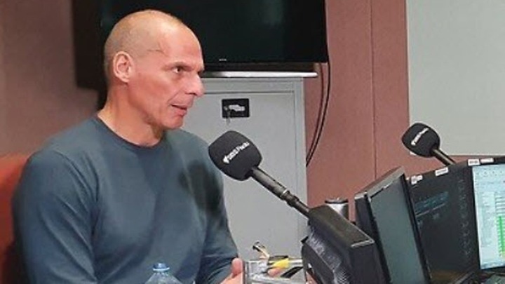 Βαρουφάκης: «Λαμβάνω μηνύματα οργής από τους ομογενείς»