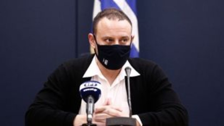 Μαγιορκίνης: «Πολύ μικρή η πιθανότητα να βγει ψευδώς αρνητικό ένα self test»