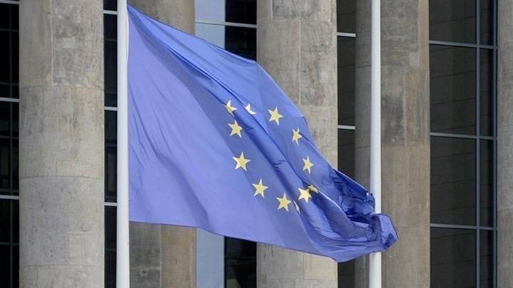 Ευρωπαϊκό Κοινοβούλιο: Στηρίζει το αίτημα της Ουκρανίας για να αποκτήσει το καθεστώς της υποψήφιας για ένταξη στην ΕΕ