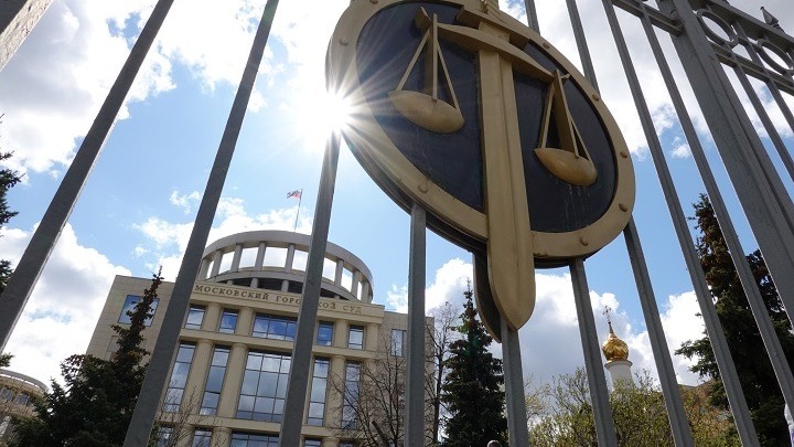 Η ρωσική δικαιοσύνη ανέστειλε τις δραστηριότητες των οργανώσεων του Ναβάλνι