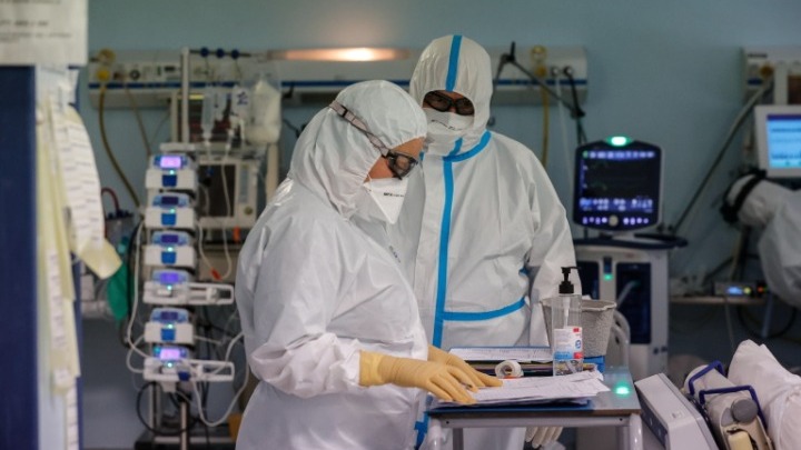 Ιταλία: Πάνω από 10.000 τα νέα κρούσματα και 373 θάνατοι