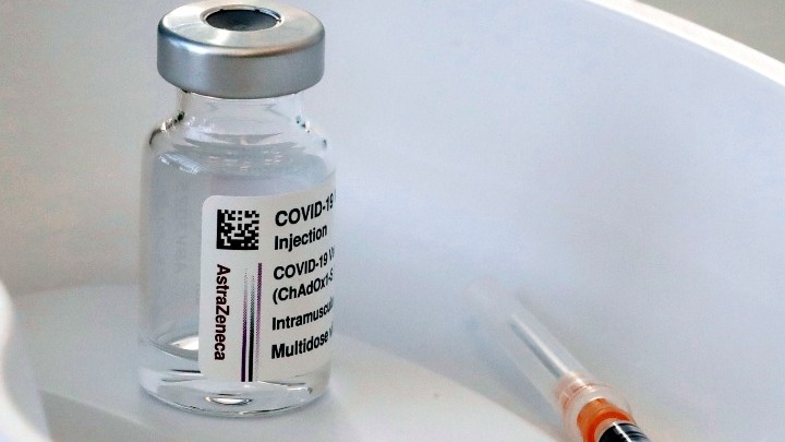 «Κόκκινο» από την ΕΕ για επιπλέον εμβόλια AstraZeneca