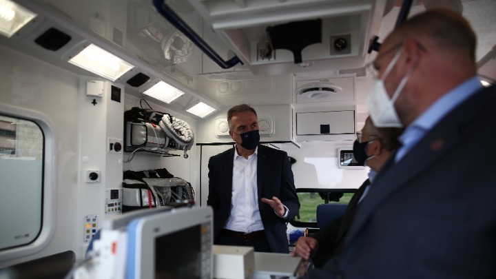 Θεσσαλονίκη: Στις υπηρεσίες του ΕΚΑΒ κινητή ΜΕΘ Νεογνών από «Το Χαμόγελο του Παιδιού»