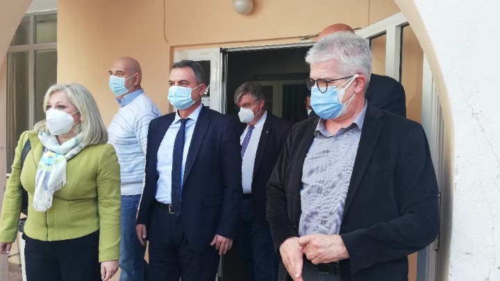 Κοζάνη: Αποσυμφόρηση στο “Μαμάτσειο” Νοσοκομείο, σε ιδιωτικές κλινικές τα περιστατικά non covid
