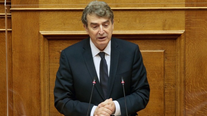 Μ. Χρυσοχοΐδης: Νέο μικτό σώμα φύλαξης δημοσίων προσώπων – Λάσπη στον ανεμιστήρα για Φουρθιώτη
