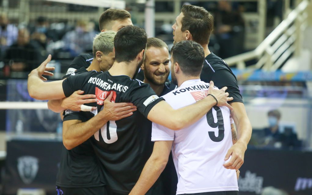 ΠΑΟΚ: Διπλό στην Ερμούπολη, 3-1 σετ τον Φοίνικα Σύρου και αβαντάζ για την 3η θέση