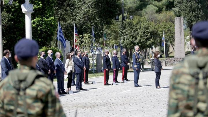 «Ελλάδα 2021»: Οι εκδηλώσεις στο Μεσολόγγι για την 195η επέτειο της ηρωικής Εξόδου και ποιοι παρέστησαν