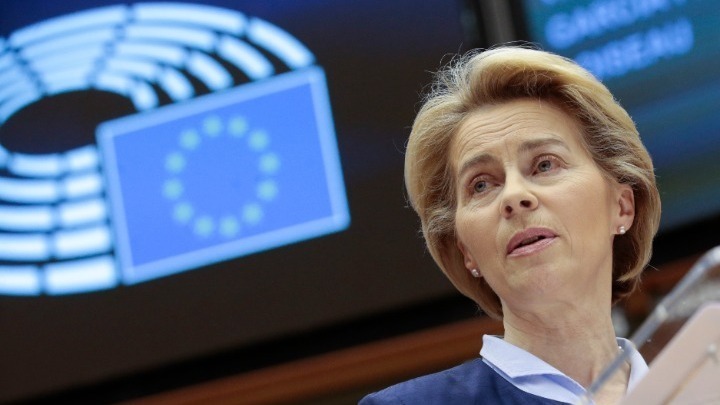 Φον ντερ Λάιεν: Έκκληση προς όλες τις χώρες να υποδεχθούν πρόσφυγες από το Αφγανιστάν