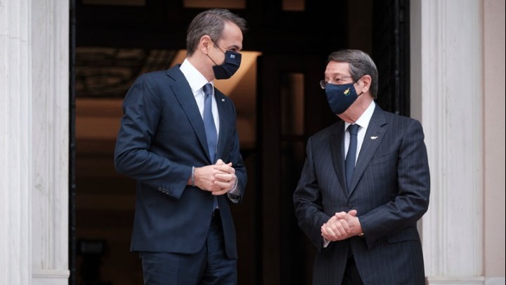 Συνάντηση Κυρ. Μητσοτάκη – Ν. Αναστασιάδη, στο Μέγαρο Μαξίμου