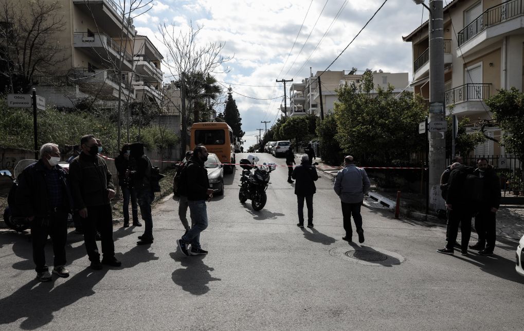 Δολοφονία Καραϊβάζ: Αποκλείστηκε η περιοχή από την Αστυνομία για να ερευνηθεί ο χώρος