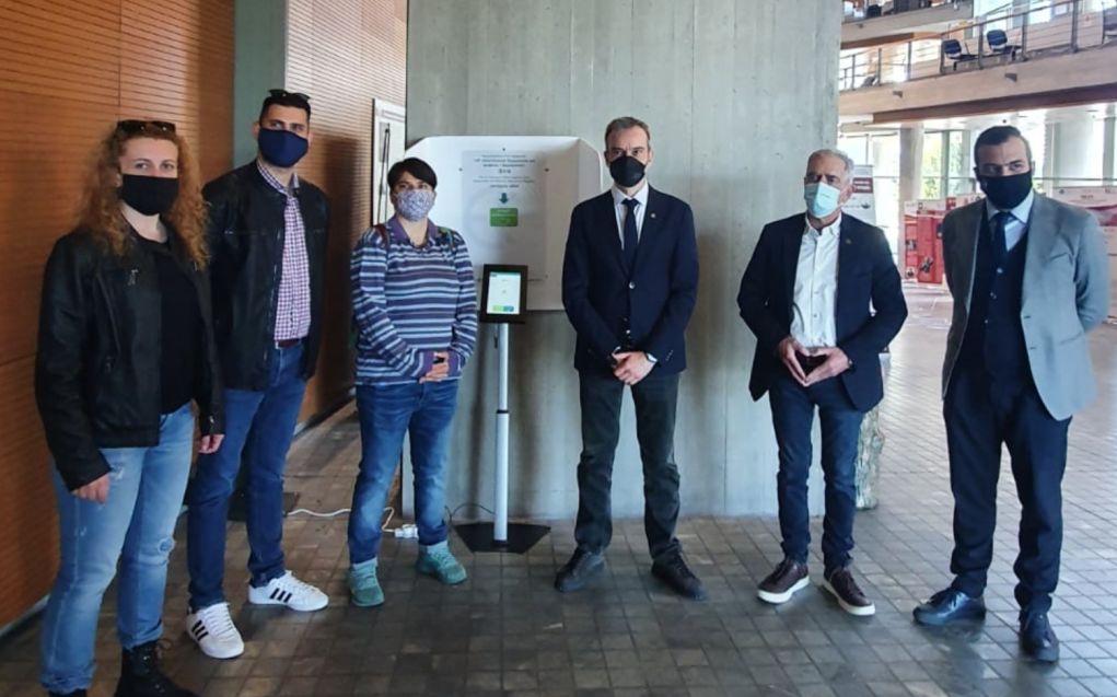 Θεσσαλονίκη: Σταθμός «τηλε-διερμηνείας» για εξυπηρέτηση κωφών- βαρήκοων λειτουργεί στο Δημαρχείο από σήμερα