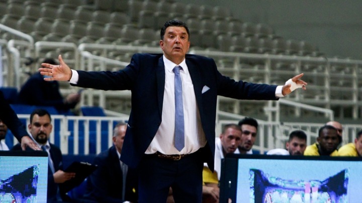 Αγγέλου: «Παρασυρθήκαμε από το +9 της 4ης περιόδου»