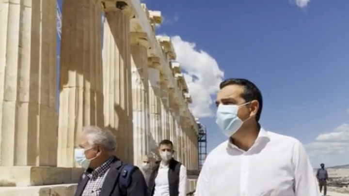 Τσίπρας στην Ακρόπολη: «Σταματήστε να κακοποιείτε την πολιτιστική μας κληρονομιά»