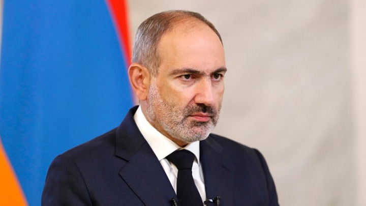Αρμενία: Ο Πασινιάν κατηγορεί το Αζερμπαϊτζάν ότι εισέβαλε σε αρμενικό έδαφος