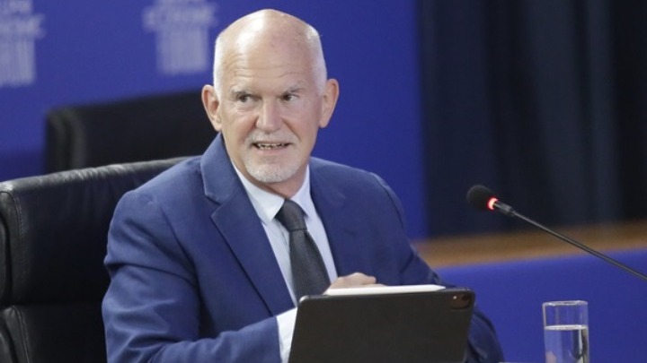 Παπανδρέου: «Λαμπρό παράδειγμα προοδευτικής πολιτικής, η πολιτική Μπάιντεν»