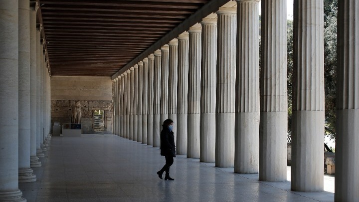 «Φλερτάρουν» με μίνι lockdown τέσσερις πόλεις της Ελλάδας