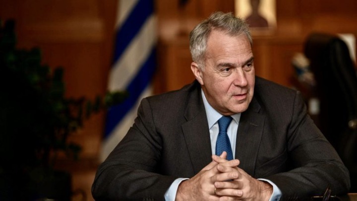 Βορίδης: «300 ευρώ πρόστιμο την εβδομάδα για κάθε δημόσιο υπάλληλο που αρνείται εμβολιασμό και τεστ»