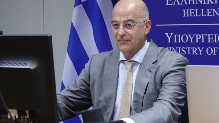 Δένδιας από Πρίστινα: “Δεν πρέπει να επιτρέψουμε σε άλλες δυνάμεις να υπονομεύσουν την εύθραυστη σταθερότητα της περιοχής μας”