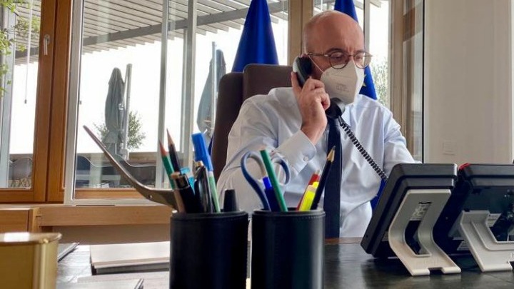 Ο Σαρλ Μισέλ επικοινώνησε με τον πατέρα του Ρομάν Προτάσεβιτς