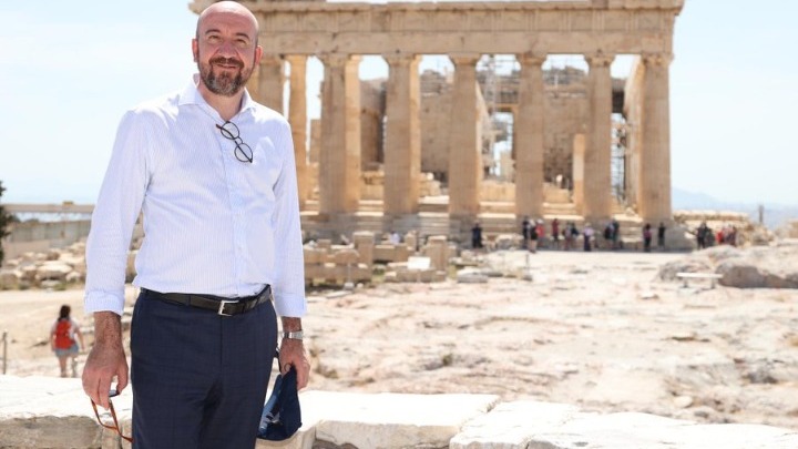 Σαρλ Μισέλ από Ακρόπολη: “H ελευθερία και η δημοκρατία στο επίκεντρο του έργου μας, 25 αιώνες μετά τον Σωκράτη”