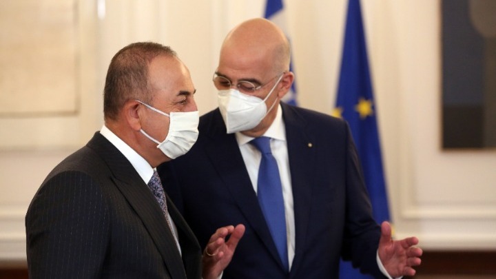 Σε εξέλιξη η συνάντηση Νίκου Δένδια – Μεβλούτ Τσαβούσογλου στο Υπουργείο Εξωτερικών (pics)